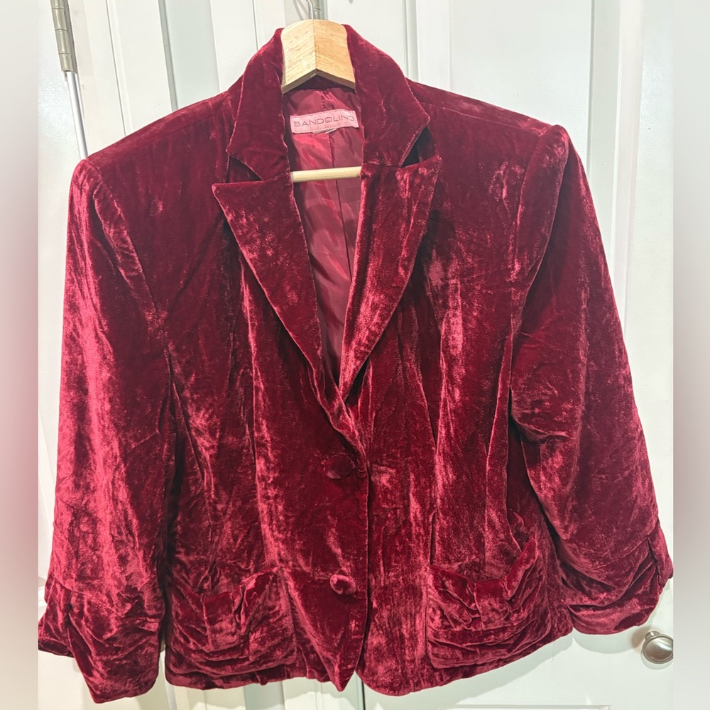 Bandolino Velvet Blazer